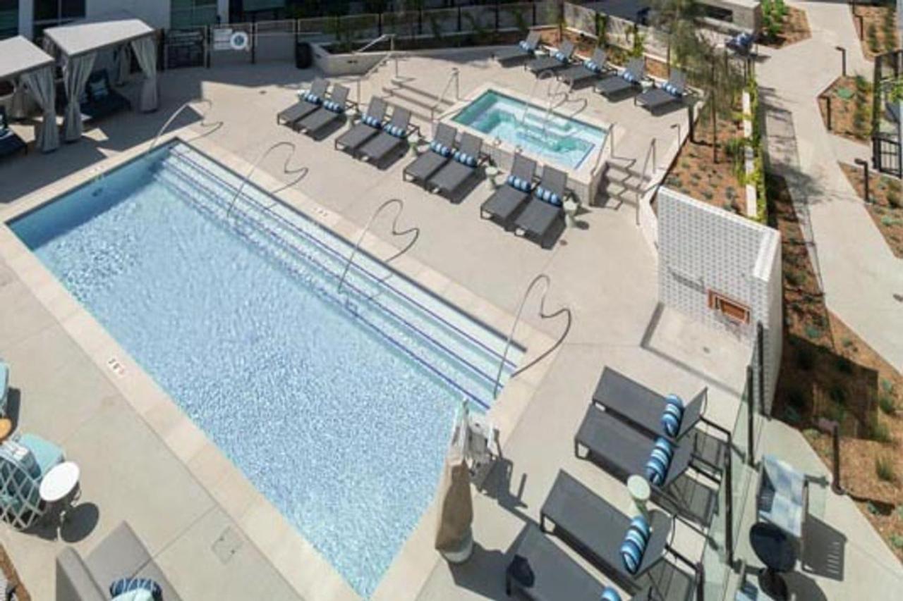 Culver 2br W Courtyard Pool Nr Shopping Lax-1098 Los Angeles